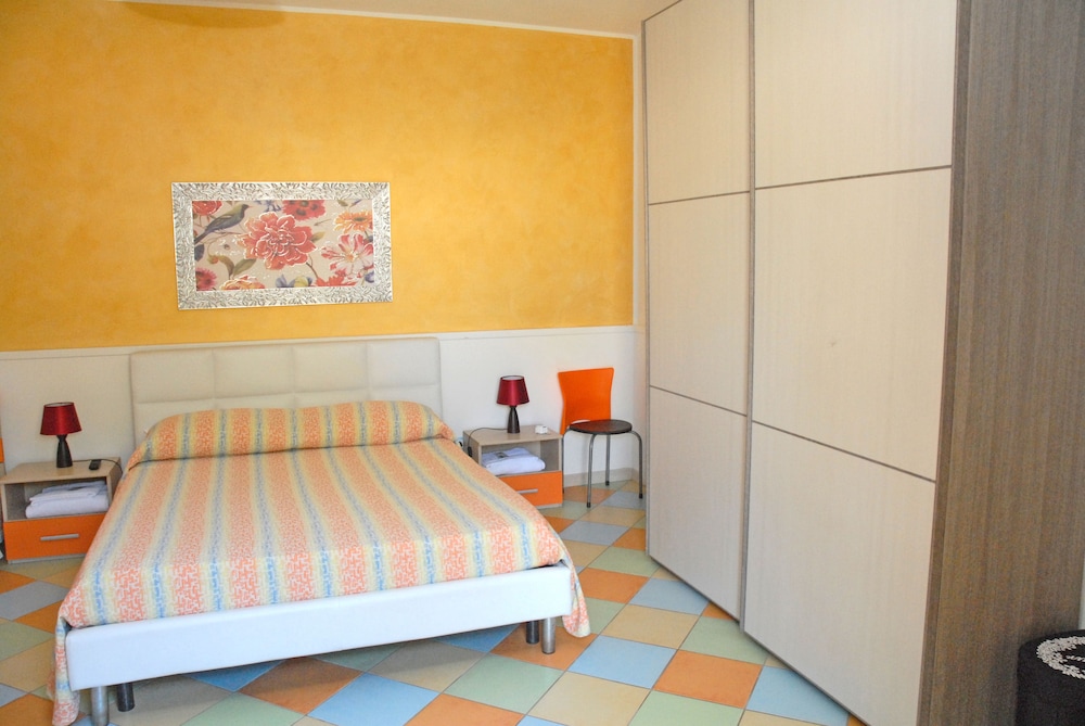 Double Room, Garden View, Ground Floor photo 2