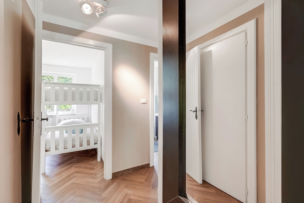 Standard Apartment, Multiple Bedrooms, Mountainside (Boutique Apartment Limone Ski In Ski)
