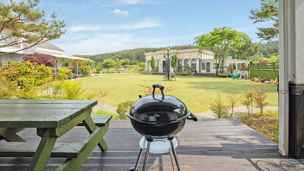 Venus - Private BBQ (Max 4-person, Extra person charge on site more than 2-person) photo 3