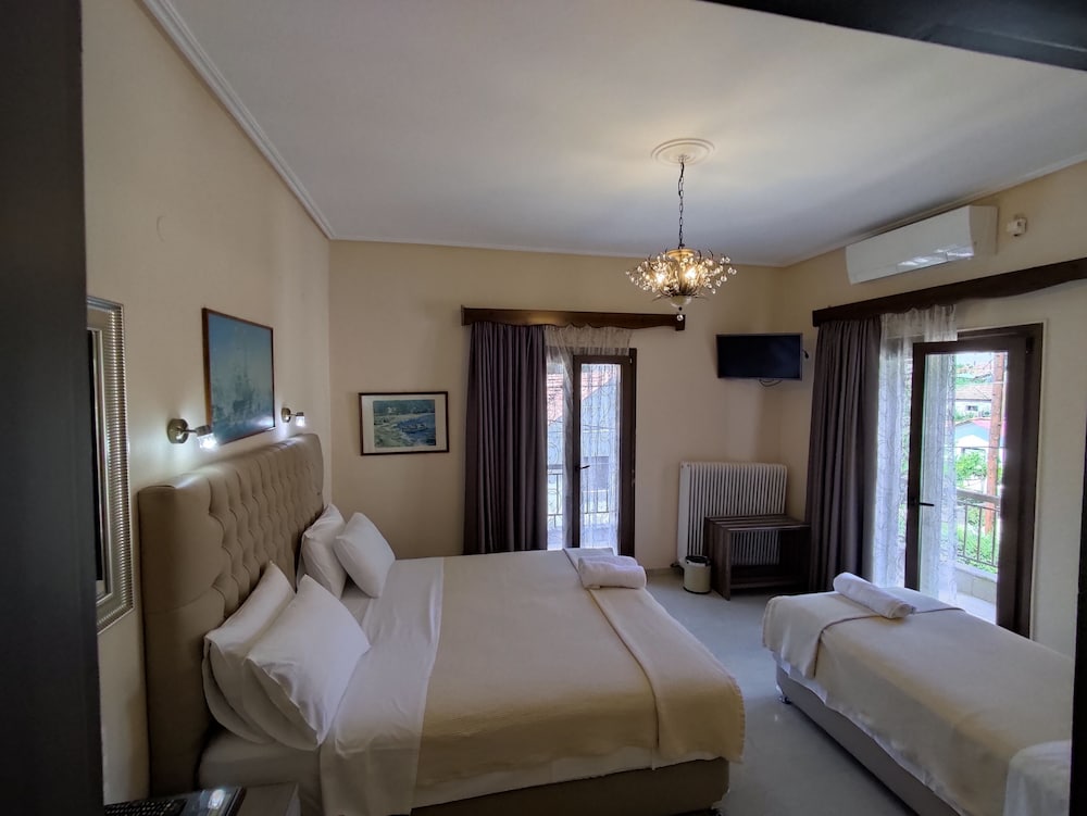 Triple Room (Saint Nicolas View)