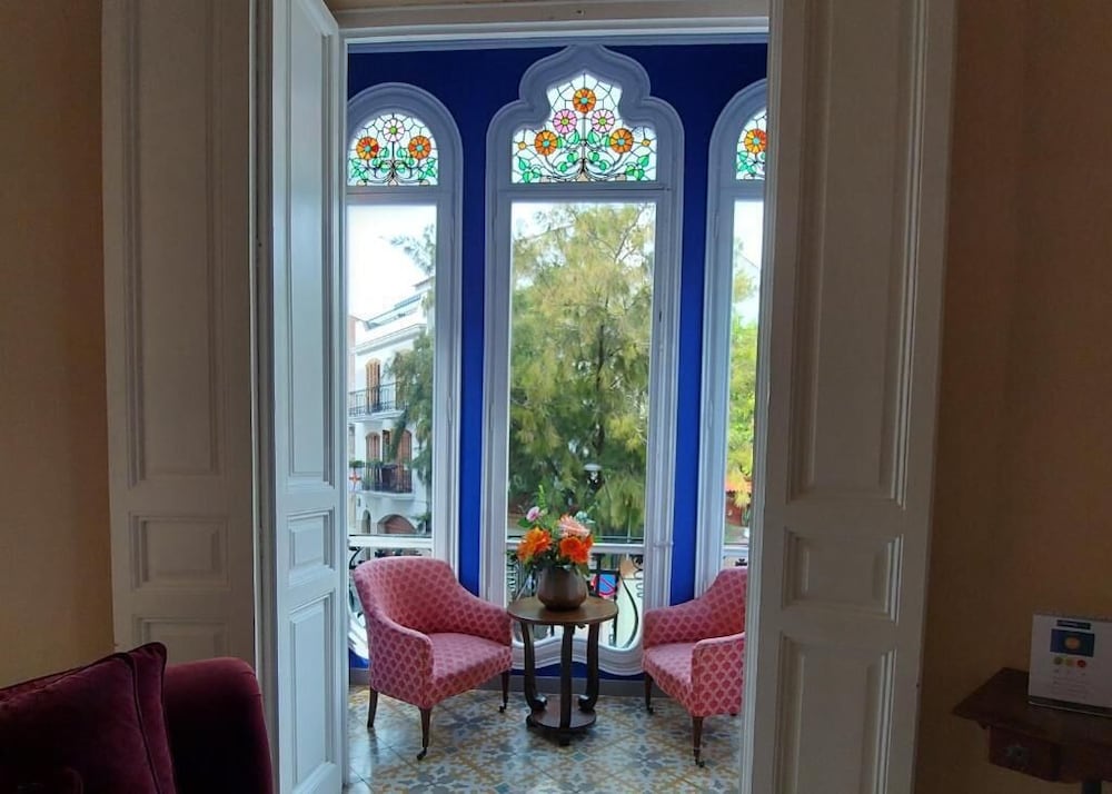 Superior Suite, Balcony, City View