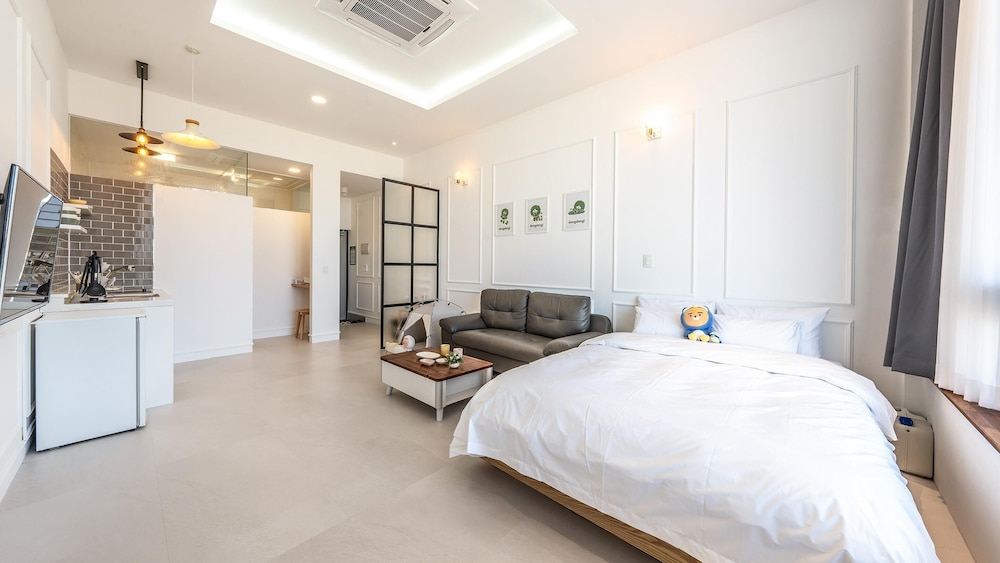 Basic Room, 1 Bedroom (Poodle303) photo 1