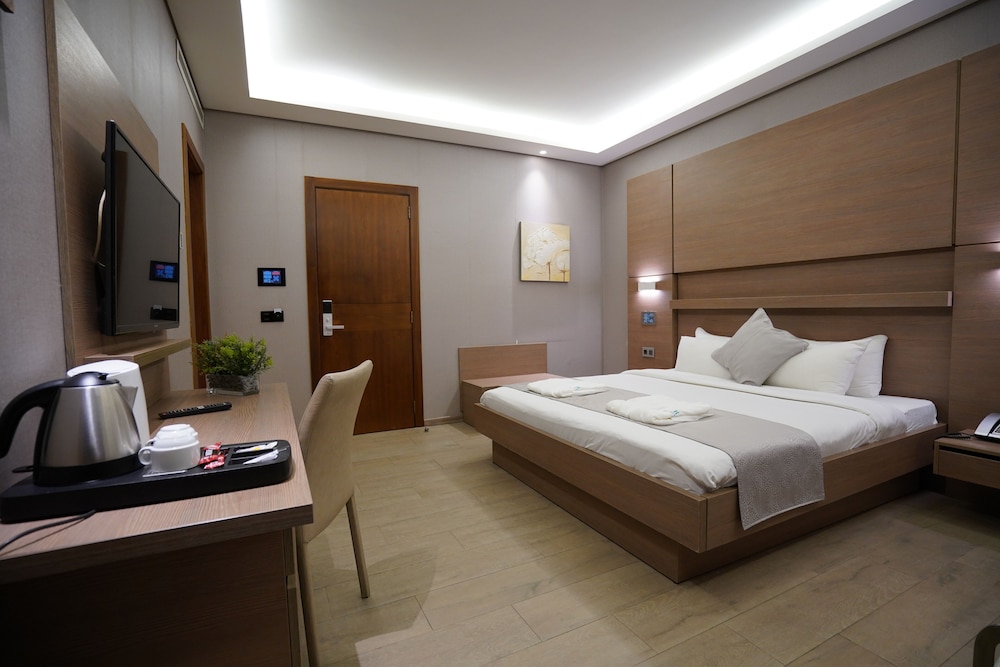 Standard Room photo 2