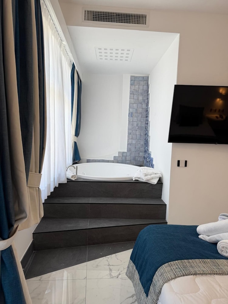 Junior Room - Photo 47