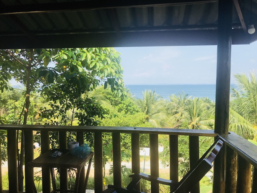 Deluxe Double Room, 1 Queen Bed, Sea View photo 3