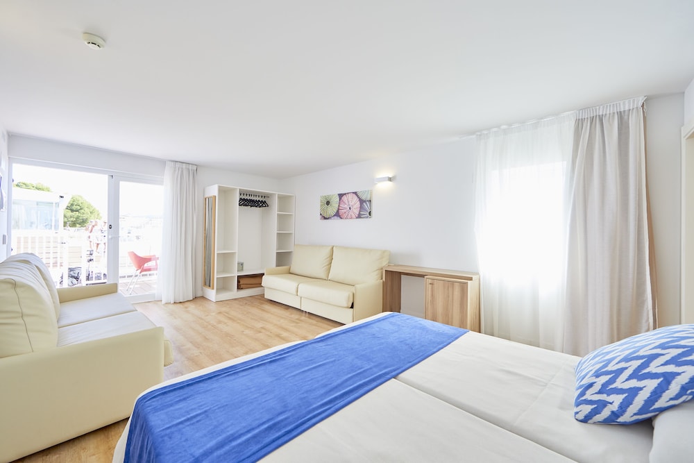 Suite, Sea View photo 3