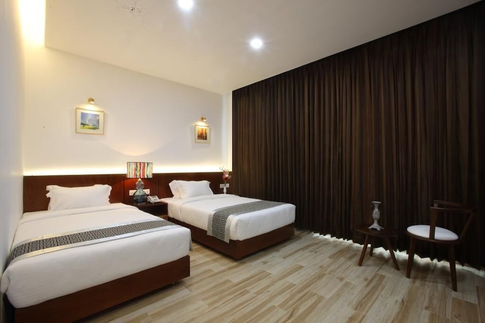 Deluxe Twin Room - Photo 2