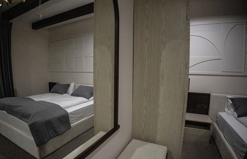 Deluxe Double Room, Balcony, Mountain View