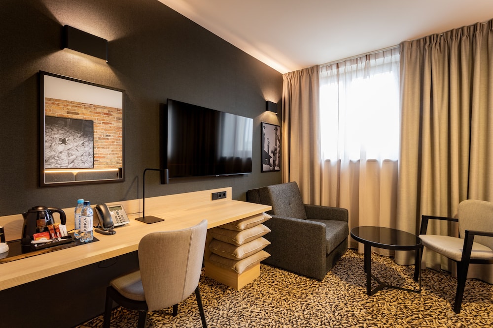 Premium Room - Photo 1