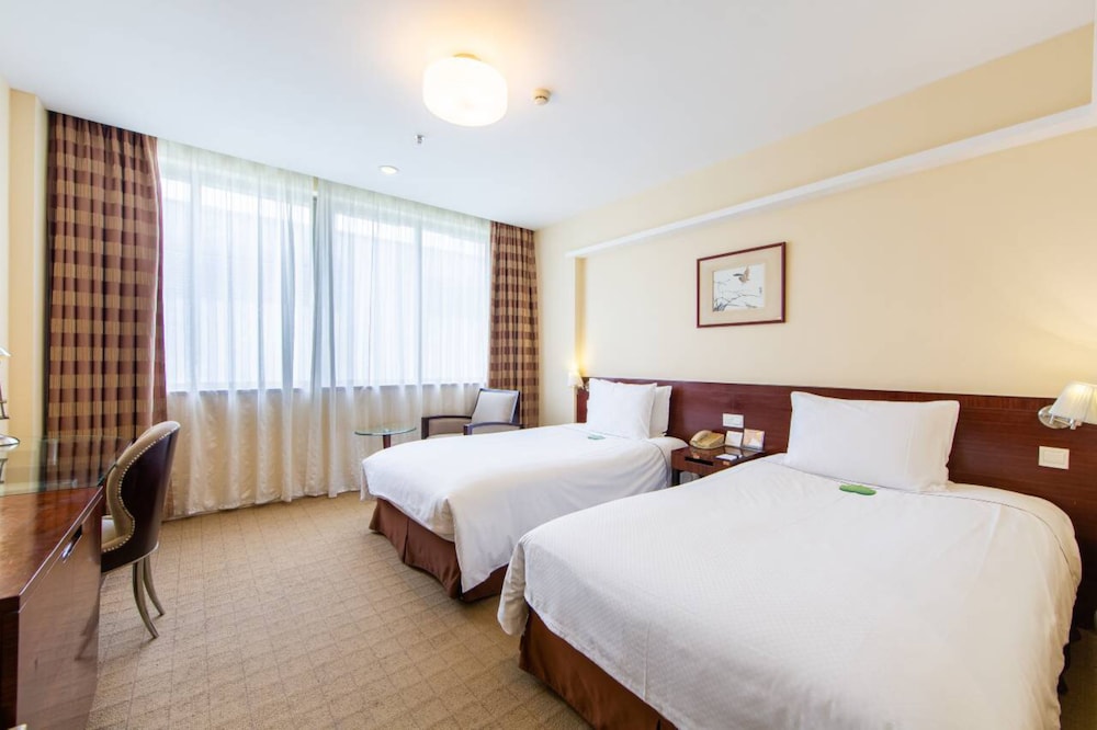 Standard Twin Room - Photo 3