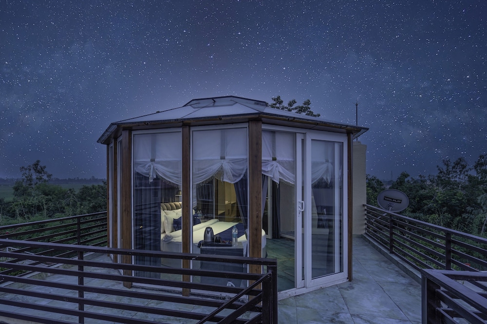 Honeymoon Room photo 1