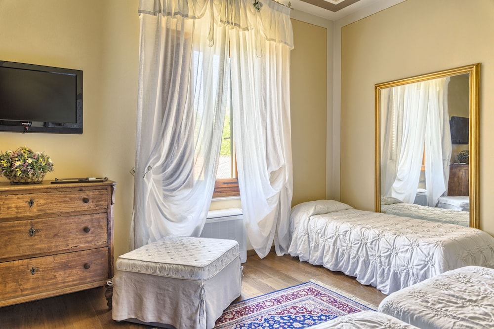 Deluxe Triple Room photo 1