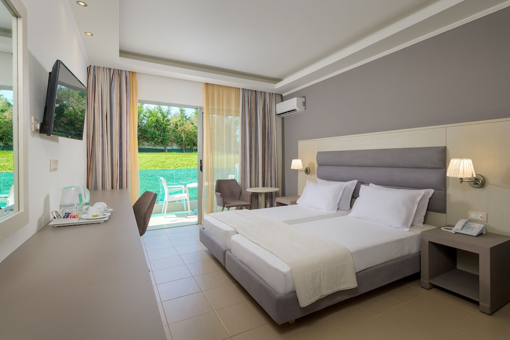 Standard Double Room, Garden View (Special Offer) - Photo 1
