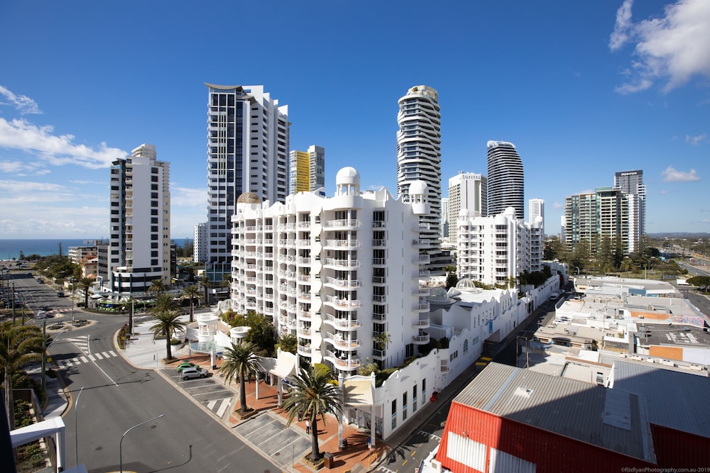Apartment, 2 Bedrooms, Partial Ocean View photo 2
