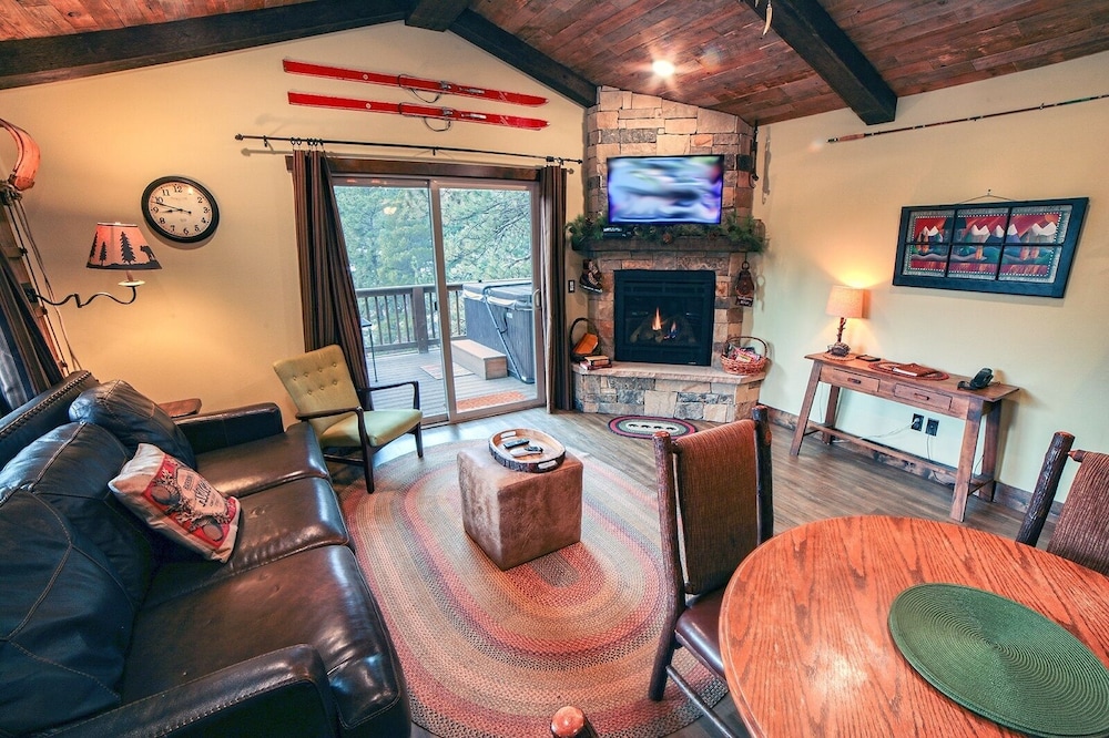 Condo, 1 Bedroom