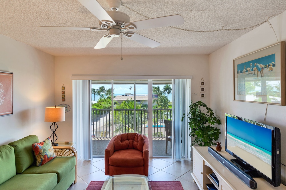 Condo, 2 Bedrooms (Gulf View)
