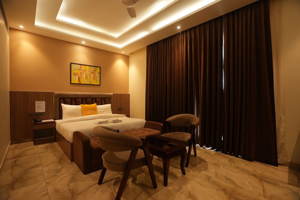 Executive Room