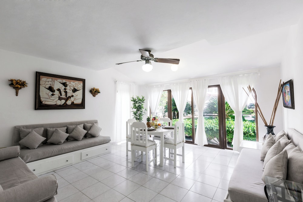 Comfort Villa, Garden View