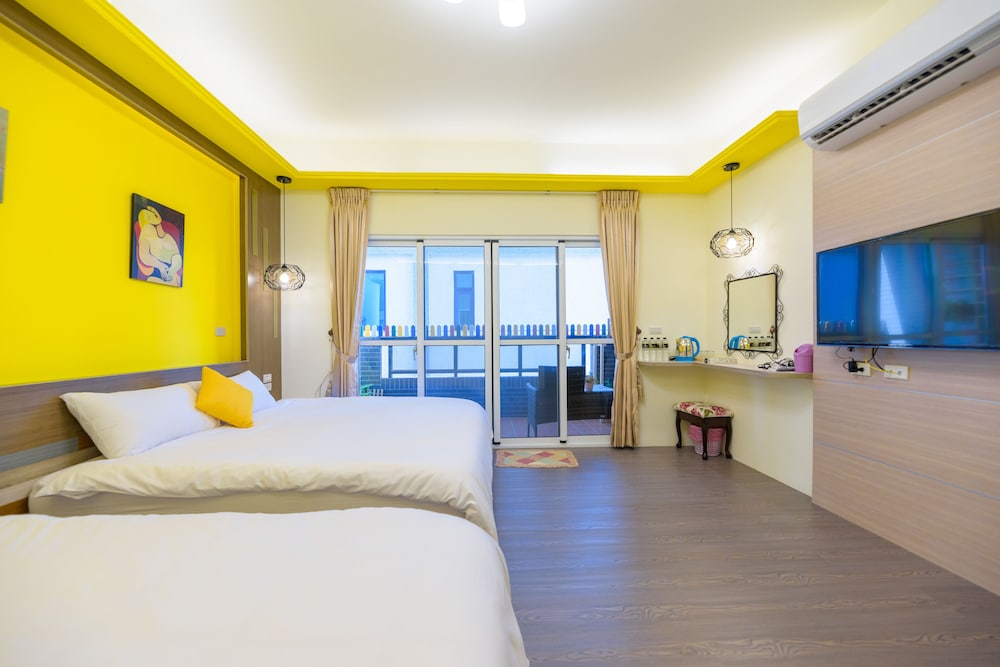 Superior Quadruple Room photo 3