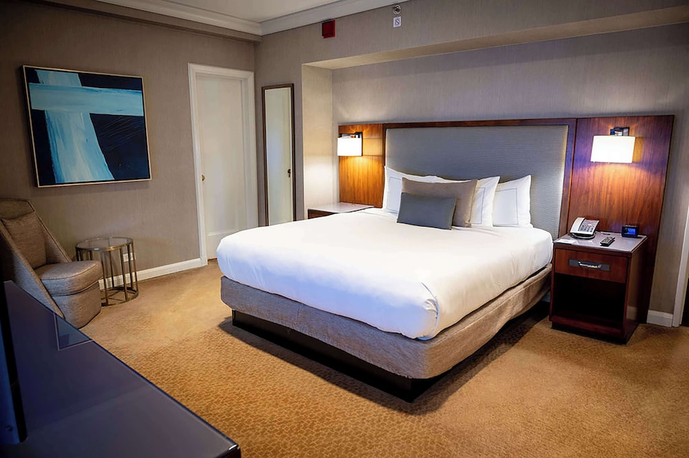 Suite, Multiple Beds