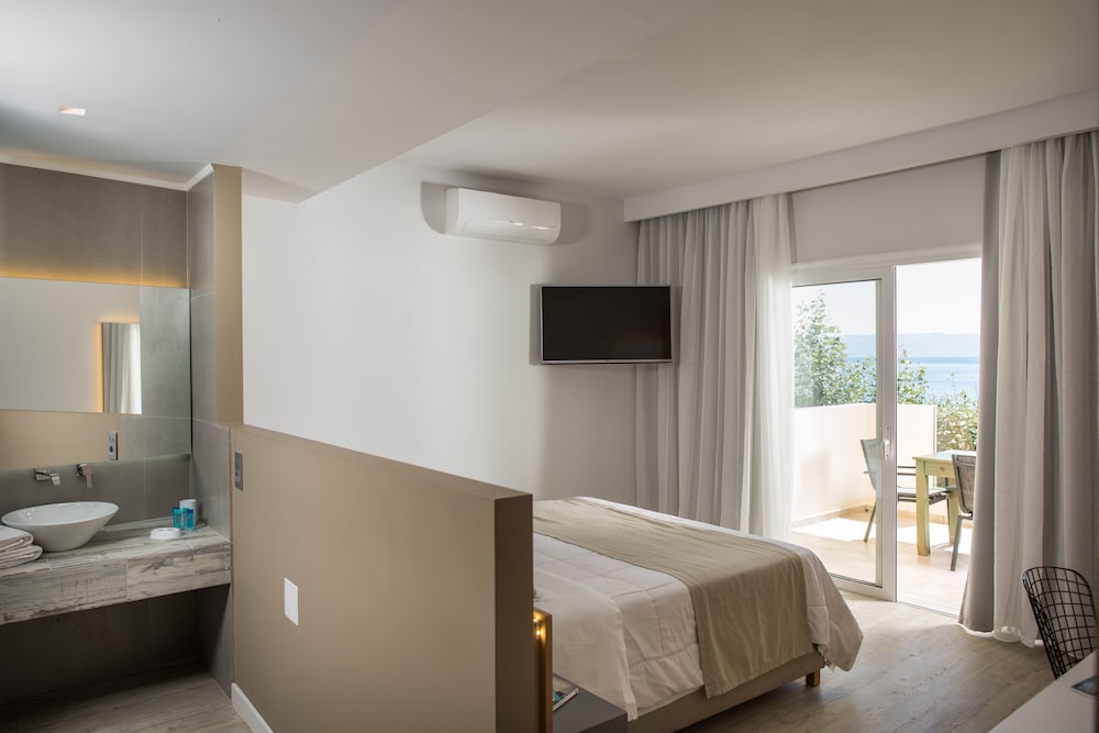 Suite, Sea View photo 3