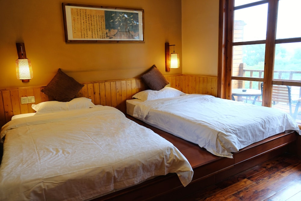 Twin Room with Balcony photo 2