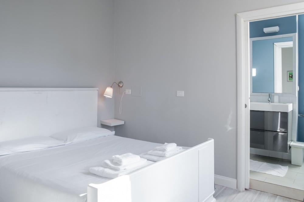 Basic Double Room photo 1