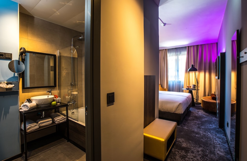 Comfort Room