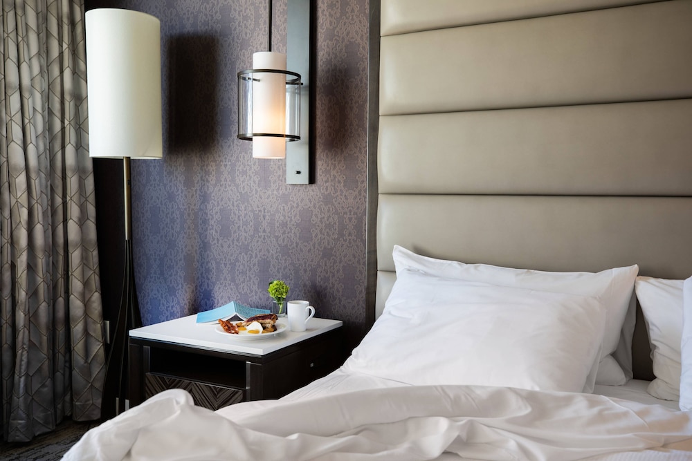 Executive Room, 1 King Bed - Photo 5