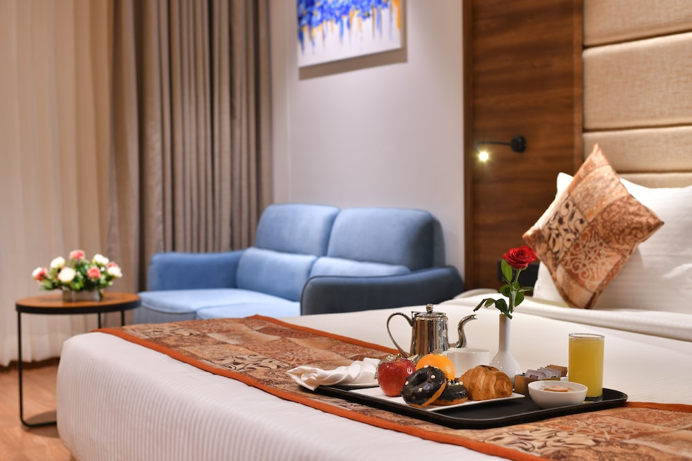 Club Double Room - Photo 4