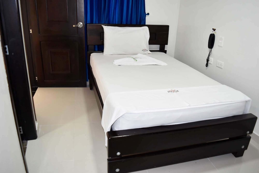 Economy Single Room, 1 Twin Bed photo 3