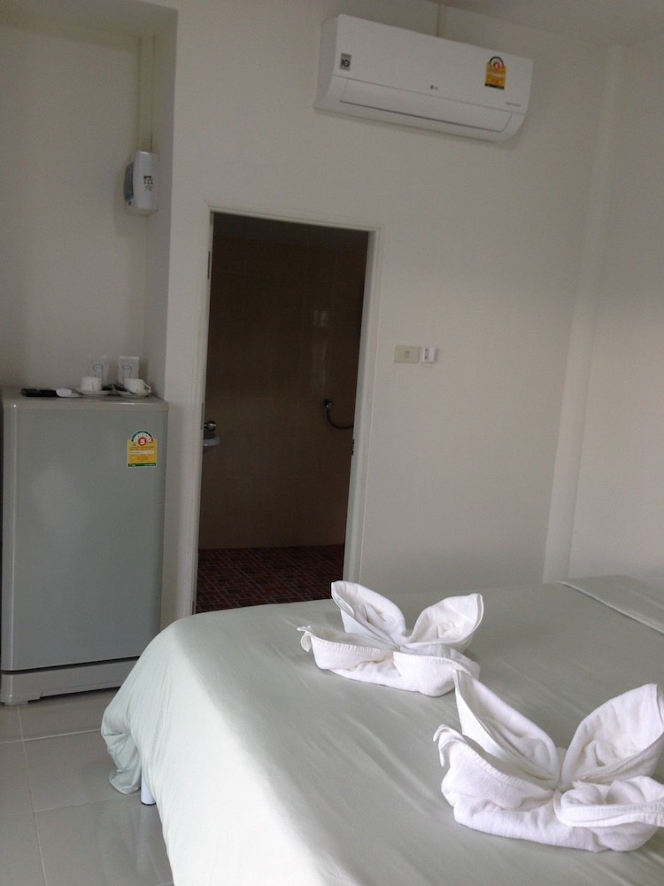 Standard Double Room photo 3