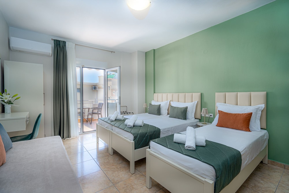 Family Apartment, Balcony, Partial Sea View