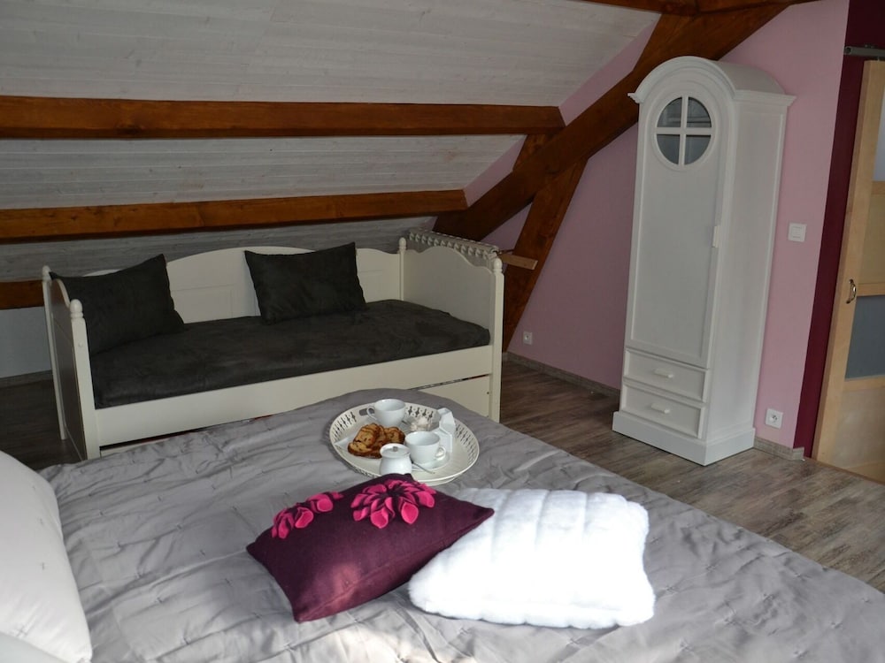 Triple Room, Ensuite (Rose Champagne) - Photo 3