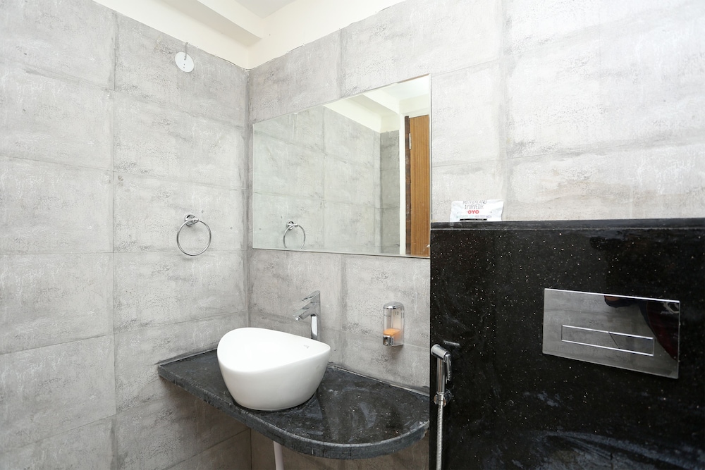 Deluxe Room - Photo 2