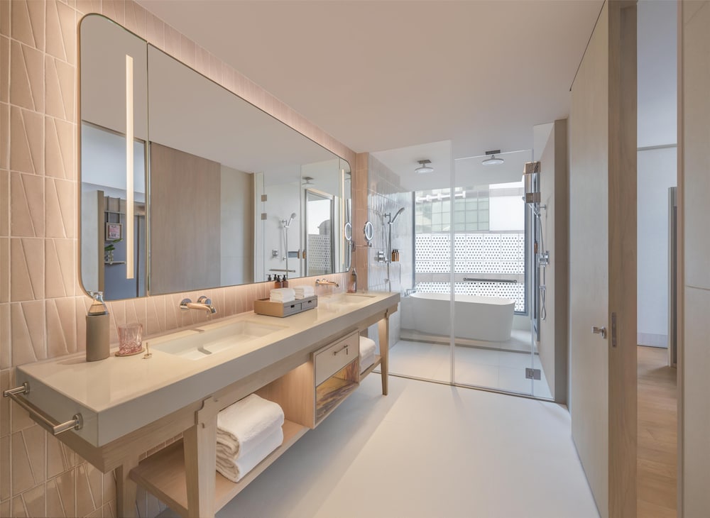 Two Bedroom KROMO Suite photo 3
