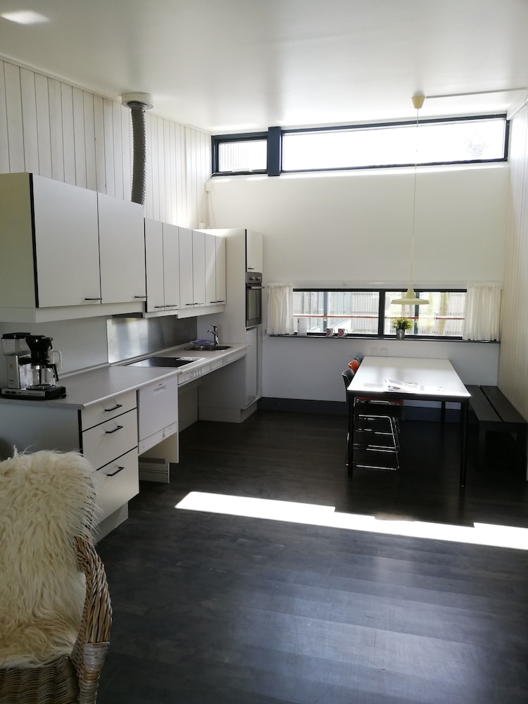 Family Apartment, Multiple Beds, Partial Sea View photo 3
