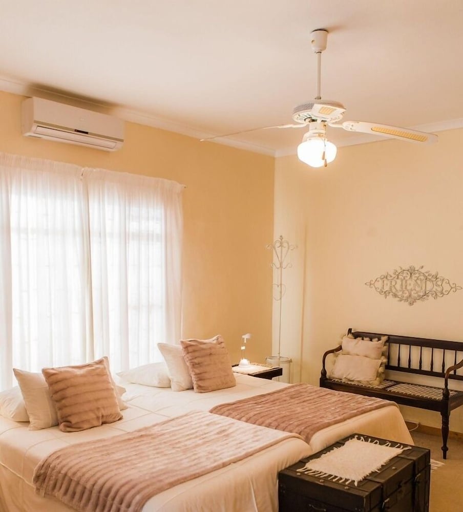 Three Quarter Bed Rooms photo 1