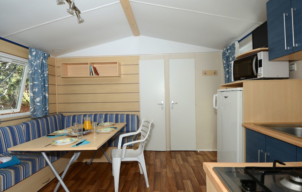 Mobile Home, 3 Bedrooms