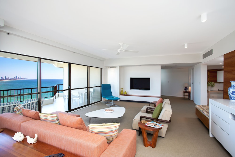 4 Bedroom Prestige Penthouse Roof Top Oceanview, photo 6