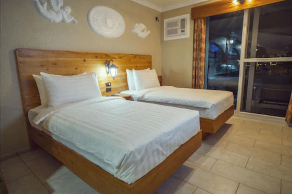 Superior Twin Room, Multiple Beds, Non Smoking, Pool View - Photo 8