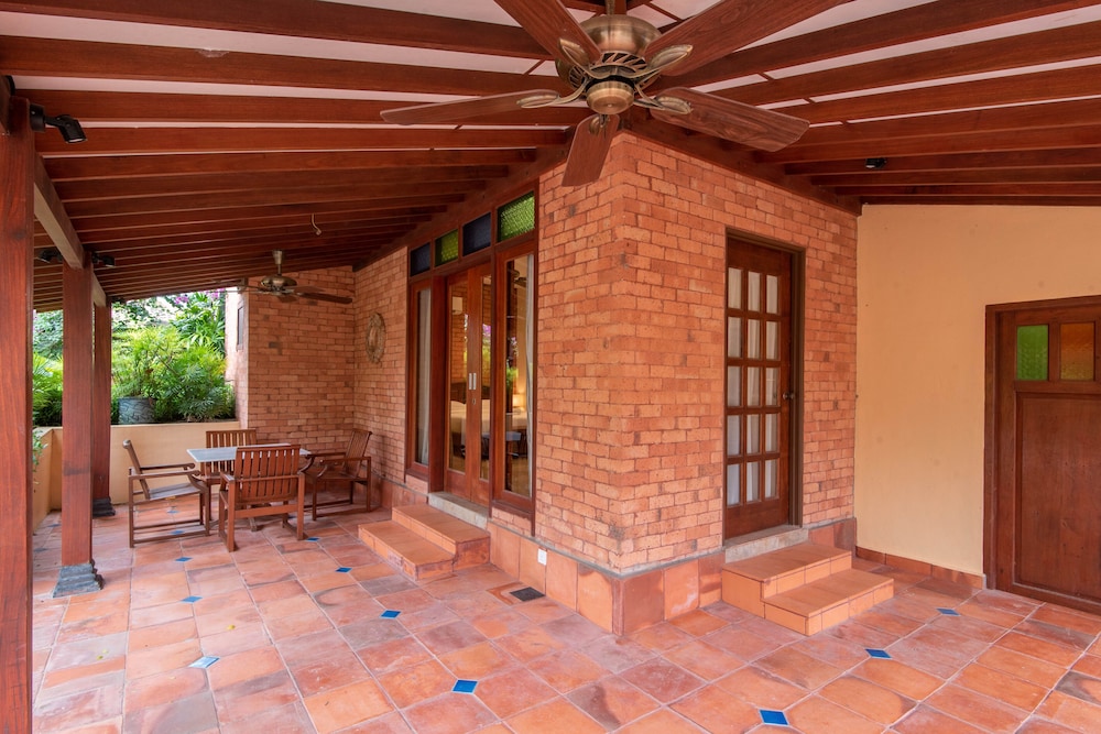 Royal Orchid Villa - Photo 22