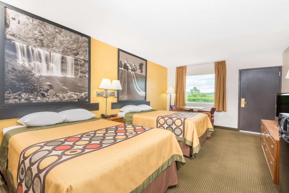 Room, 2 Double Beds, Accessible, Non Smoking photo 2