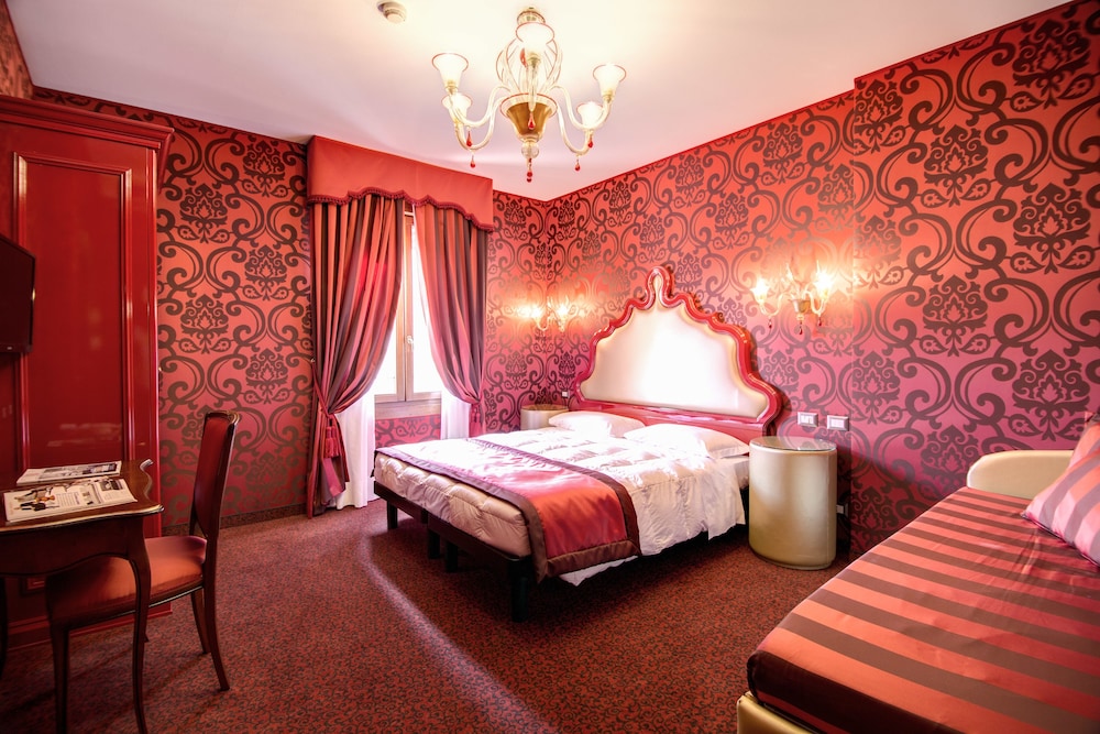 Quadruple Room photo 1