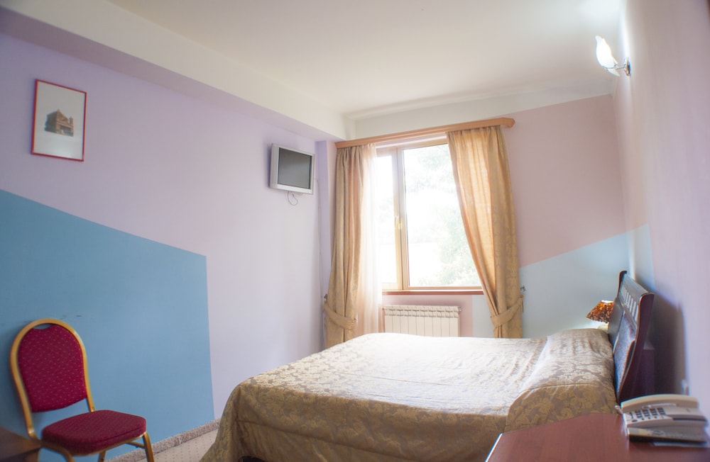 Standard Double Room photo 2
