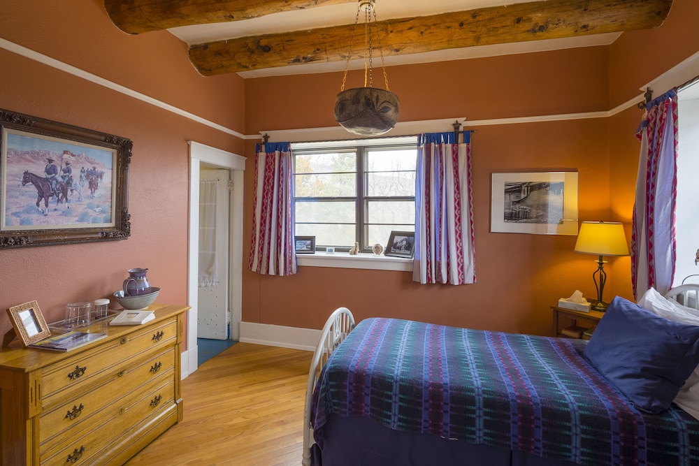 Library Guest Room