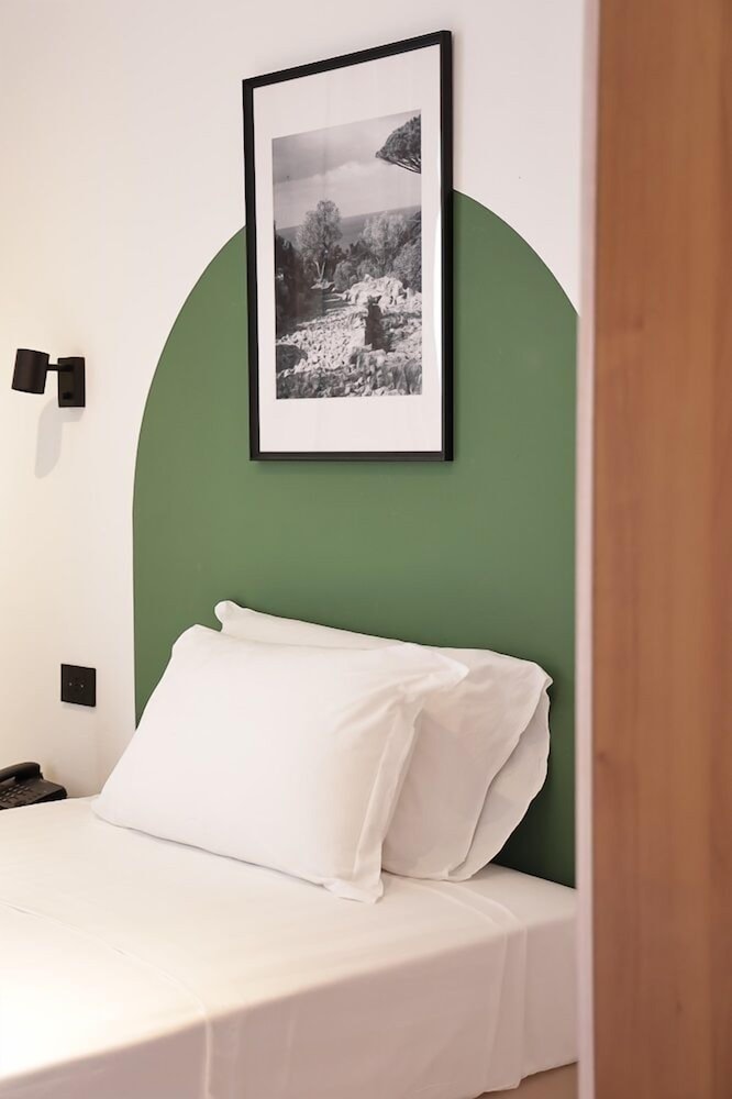 Standard Single Room photo 2