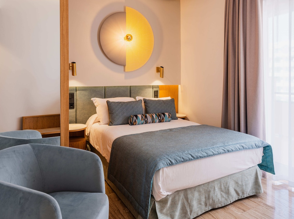 Double Room, Balcony, Partial Sea View