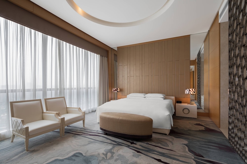 Presidential Suite, 1 King Bed photo 3