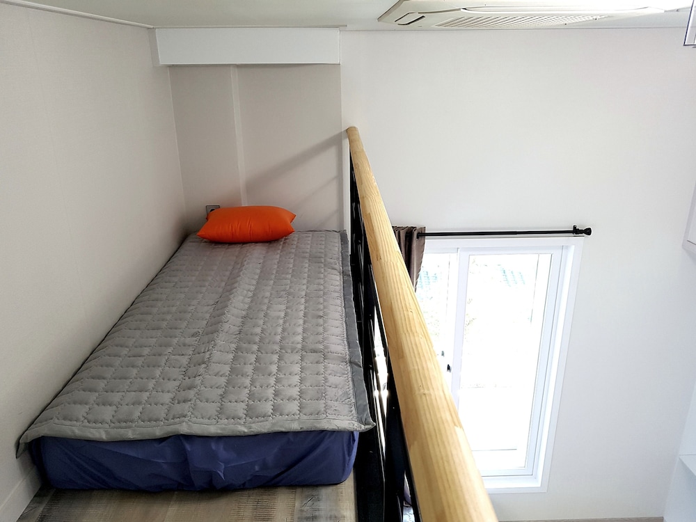 Duplex (Lavender) photo 2